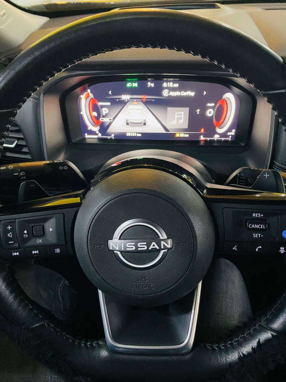 السلام عليكم نيسان روج بلاتينيوم اعلى فئة بلروج 
Nissan
Rogue, Platinum AWD 2023
صبغ جاملغ وربع باب فقط بدون ايرباكات 
دخلت ماشية 28 كيلو حاليا 35 كيلو سيارة بدون نقص جديدة كلش رقمتها على ايدي رقم شمالي اربيل
***********
