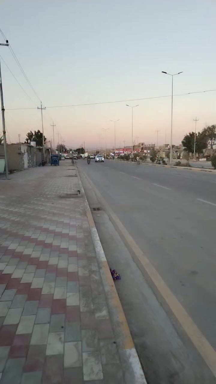 بيت تجاوز سعره 9 ملايين وبيه مجال يحتوي على غرفتين نوم واستقبال وصالة ومطبخ وصحيات خارجية وداخلية المكان 📌 كربلاء الامن الداخلي نهاية شارع ال عمران
*********** مكلف بالنشر
