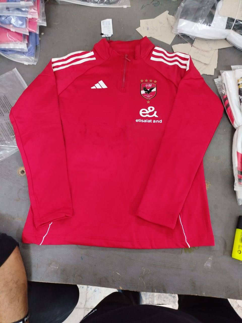 تراكات الانديه 2026 🎉
الخامه دايفينج فلات مستورد 👌
لوجو 3d طباعه رابر
مقاسات L xl xxl
https://t.me/Elghrbawy_clothing_company


**إذا كنت صاحب هذا الإعلان وتريد حذفه لأي سبب، رجاءا أرسل رسالة إلى الدعم الفني**