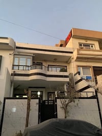 زەرگەتەی کۆن • 157م • دورين