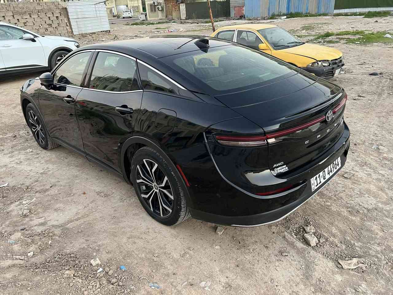 تويوتا كراون ( مليكة) ٢٠٢٣
TOYOTA CROWN 2023
-:Limited مواصفات
واحد ع واحد
بصمة
نظام المفتاح الذكي
تبريد المقاعد
شاشة
مثبت السرعة
شاحن لاسلكي
تدفئة المقاعد
المصابيح الأمامية لي
الكاميرا الخلفية
رادار ٣٦٠ درجة
مستشعر وقوف
تدفئة مقود القيادة
إغلاق الأبواب الناعم
فول تحكم ستيرن
لوحة قيادة الكتروني
مانع للانزلاق
هاند بريك بصمة
اوتو هولد
JBL سماعة
سقف شيشة
تبريد مركزي رادار جانبي
ماشية 40 الف كيلو 
V4 (2.5) engine
Hybrid
السيارة وار امريكي
حادثهه بنيد وجاملغ 
***********
السعر /240 وبيها مجال
