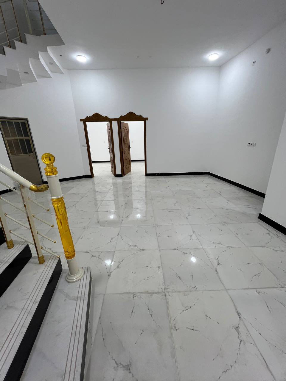 لبيع بيت ابوالخصيب محيله قرب شارع
طابو ملك عراقي مساحه250متر حديث
وبسعر135مليون📞 ***********📞
