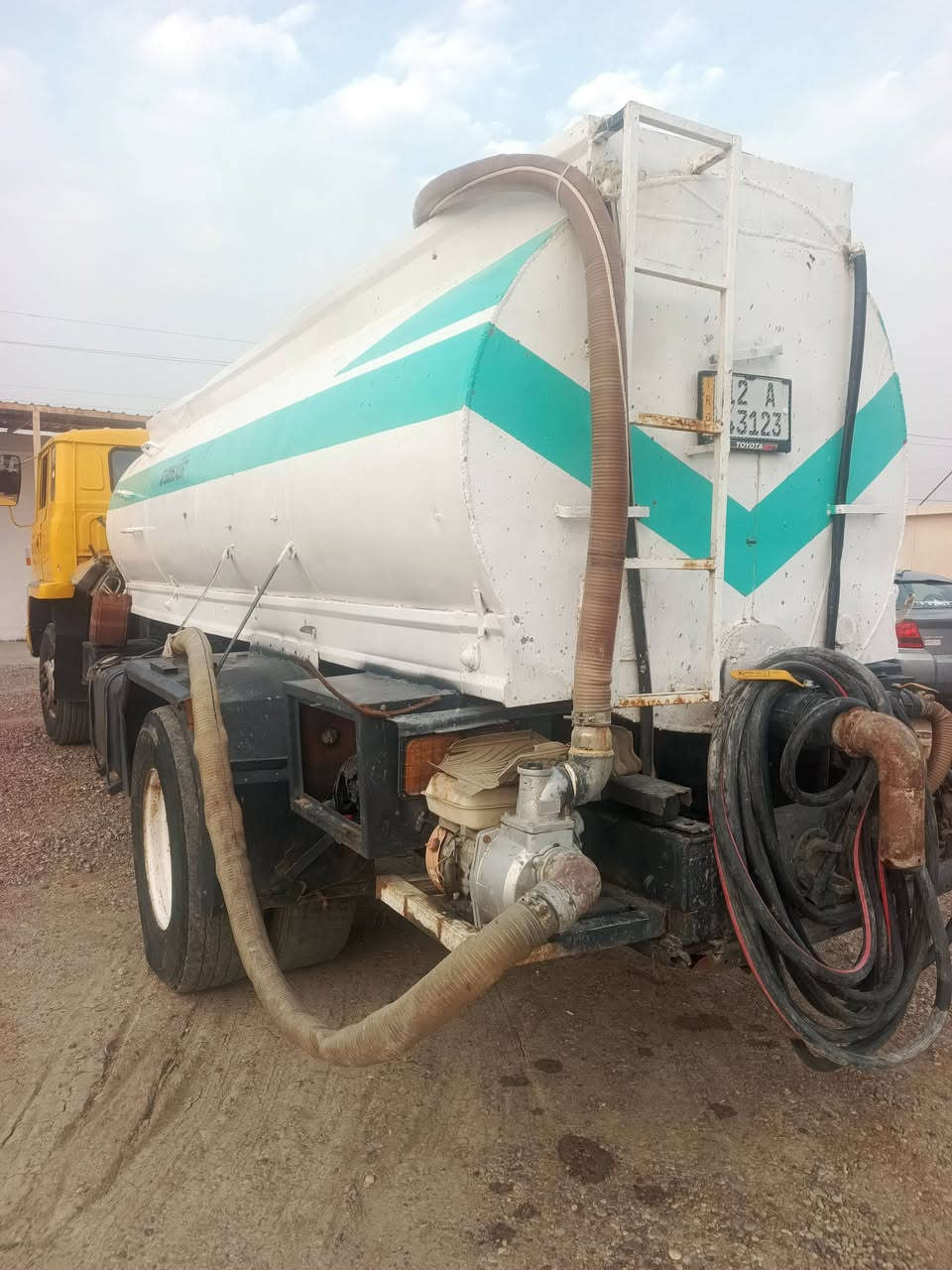 سلام عليكم البيع هينو موديل 1982 بسمي حموله 10000 ألف محرك كير تايرات ثنين وعشرين ونص السعر 65 مكاني بغداد التاجي قرب معسكر باب الاول ***********
***********
