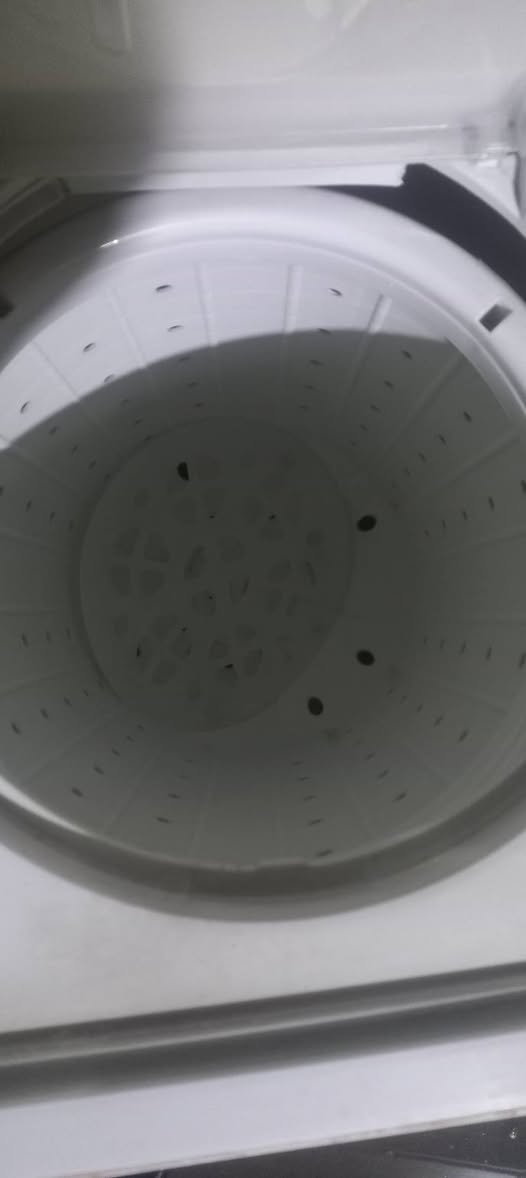 غساله حجم وصط البيع شغاله سعره 60 مدينه الصدر كياره ***********
