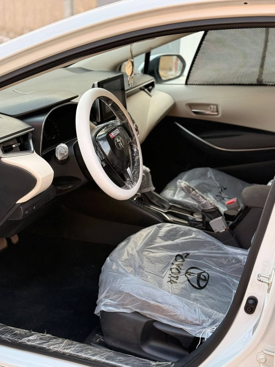 السلام عليكم ...
مكلف بالنششرر مكلف بالنششر ✅

تيوتا كورولا 2023 خليخي وكالة SAS 💯
مواصفات فول عدا الفتحه رقم سلمانيه تحويل مباشر 
سياره ماشيه ٦٨ داخل لونين ابيض و اسود 
كفاله عامه سياره عدا اشبر بارد pdr  و 3cm تكحيل 
سونار مرفق مع الصور 
سياره اي نقص ما بيها كامله للاخير بفضل الله 
من صدر من تخم تاير من كير و مكينه و ادامه عامه 

مكلف بالنششرر مكلف بالنششر ✅

مكان : ديالى /المقدادية / شهربان 
السعر : 183 بيها مجال بسيط 
الهاتف : ***********
