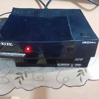 ايكون برو • بدون ملحقات • لمبة حمرة