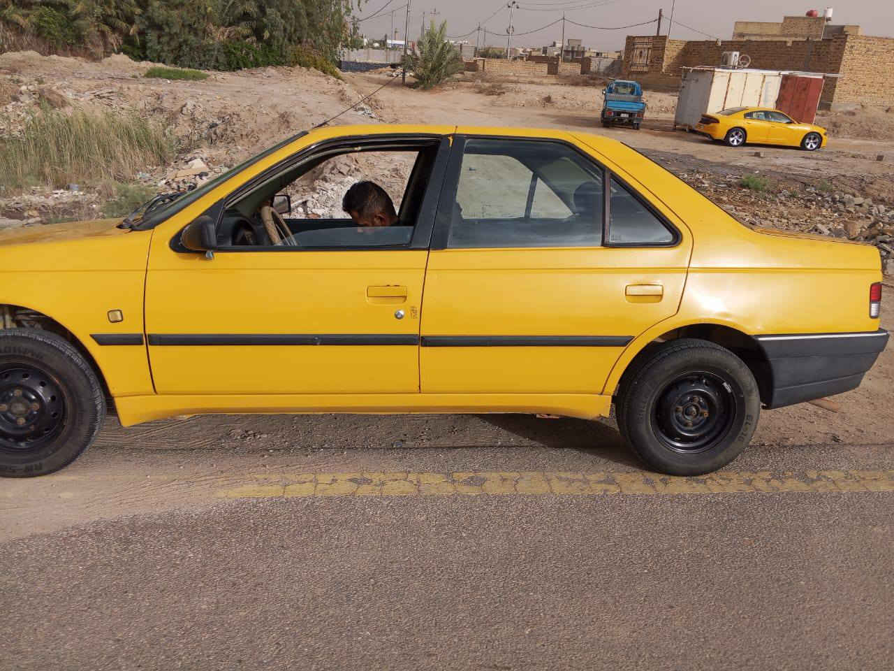 السلام عليكم بيجو 405 جاهزه من كل شيء سياره باسمي السعر 20 وبيها موديل 9 مجال مكان بابل العلويه شريفه بنت الحسن تحويل  مباشر ***********
