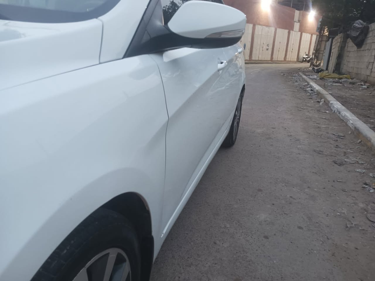 السلام عليكم اكسنت 2016 خليجي رقم بغداد ماشي 140 الف 1600 مكاني بغداد الكرخ  السعر 115 رقم ***********
