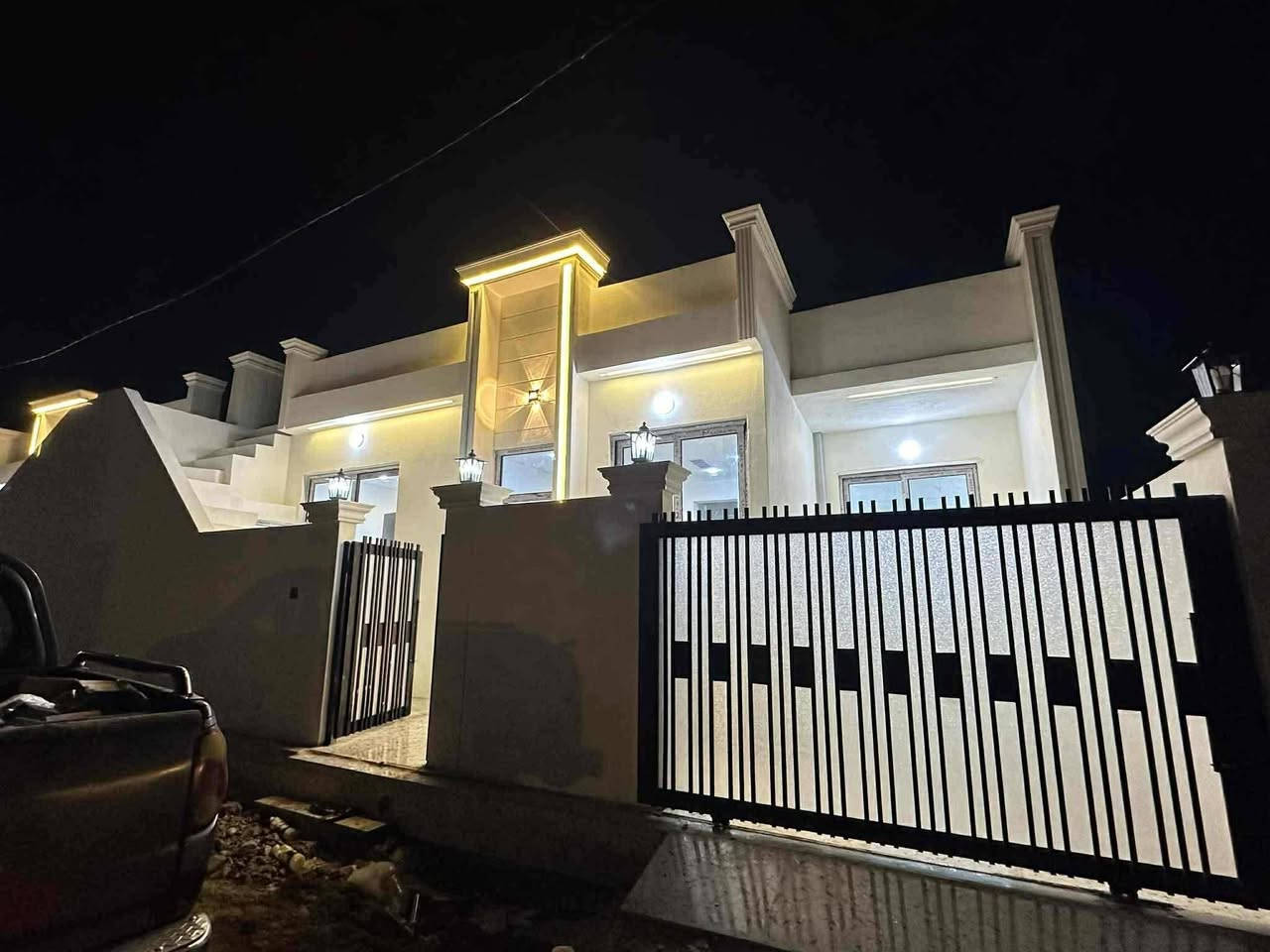 دارلبيع ١٠٠متر مربع فول مواصفات سقف مغربي فول كاشي كركوك دروازة على طريق سليمانيه فرع مقر كوران موبايل 
 ***********اسيا كورك***********البيت جديد صفرمامسكون بيه البيت بيه غرفتين نوم استقبال مطبخ صحيات كراجي مطبخ حار
