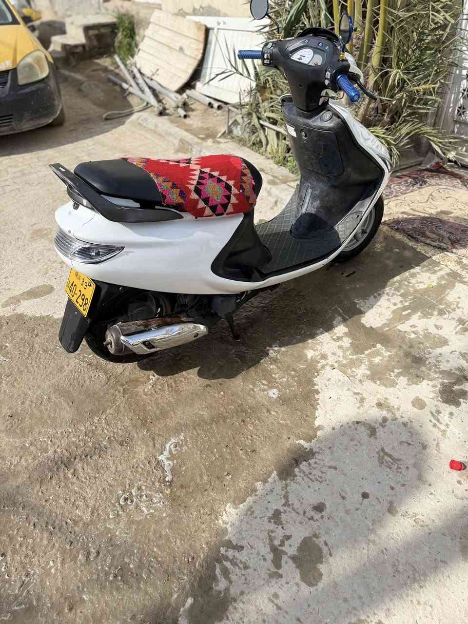 فراشه فحل  حاويه محرك  شلعه تشك لكاع شرط مامفتوح نضيفة سلف هندر كهربائيات كله شغال  550 بيهه مجال   مكاني نجف***********
