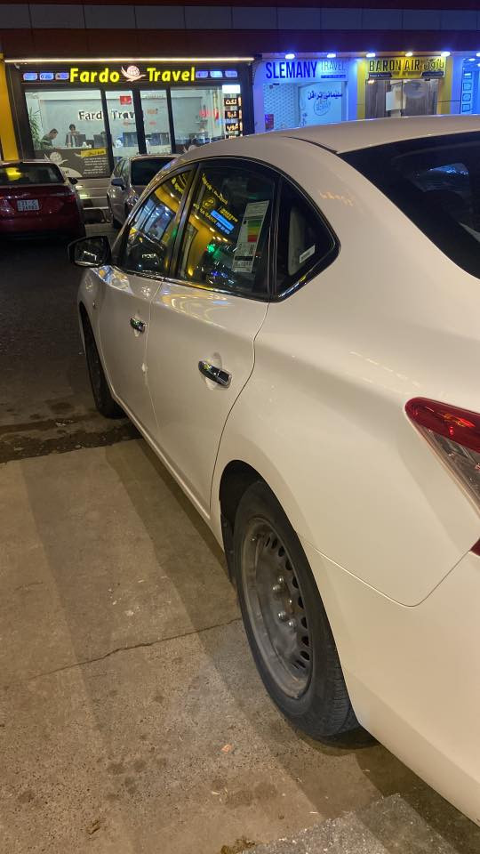 السلام عليكم 
نيسان سنترا
2018 خليجي 
اللون ابيض
رقم سليمانية هزة سنوية لوحة جديـدة
استلام شركة
المواصفات : 

تبريد قطعتين 
كير ومحرك زيرو 
حساسات خلفية 
كاميرا خلفية 
 مانع الانزلاق 
كير أوتوماتيك 
مكان سياره. بغداد 
سعر 115 وبيه مجال قليل 
***********
