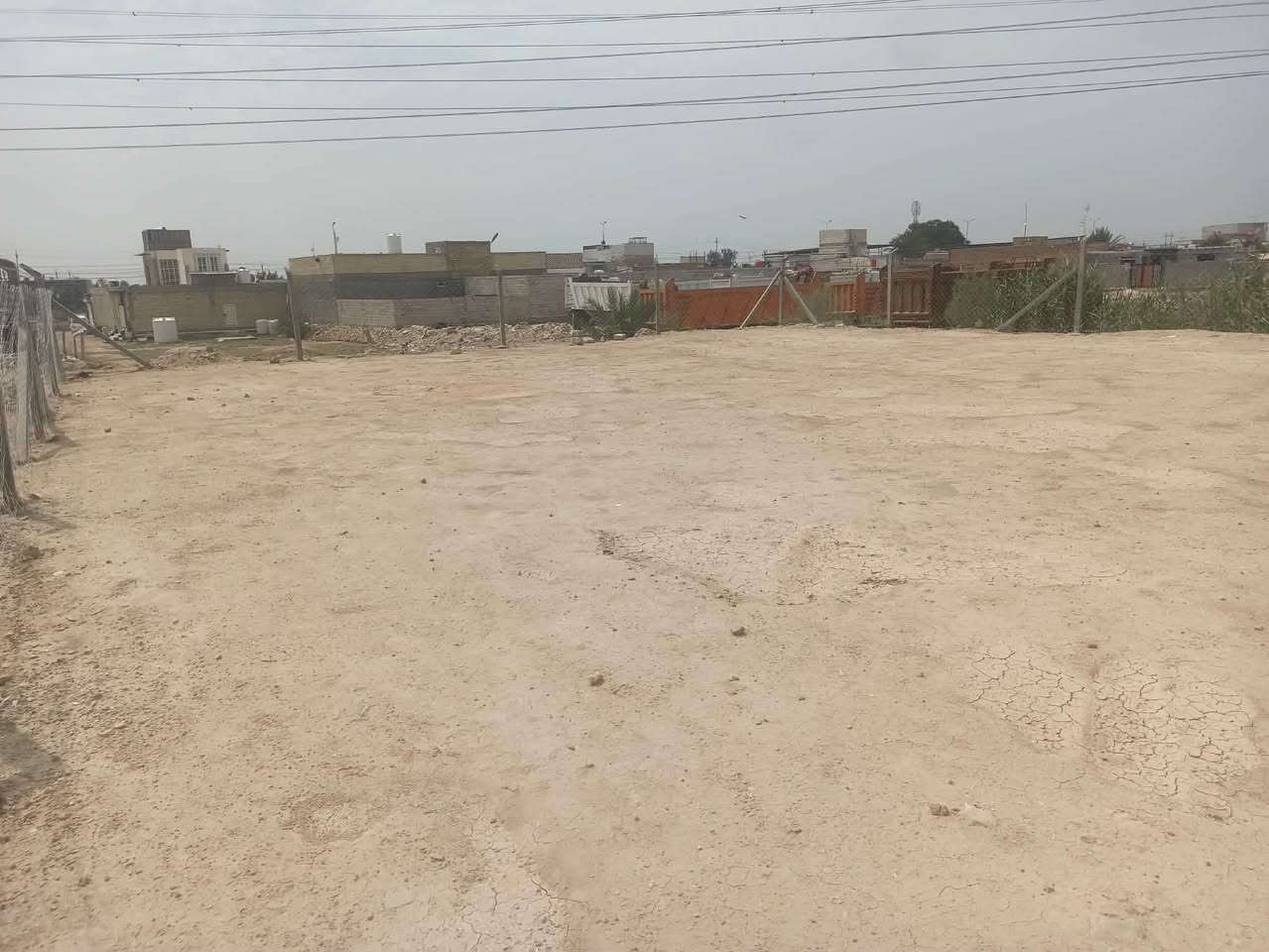 سلام عليكم عارصه 450متر مكانها نجف حولي قرب ساحت مضفر طابو زراعي مشموله بتطويب مسيجه ومدفونه كامله جيب مواد وبني للاسستفسار ***********
ملاحضه تبعد عن الإمام علي عشر دقايق
