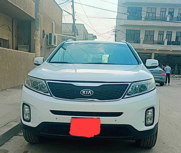 سلام عليكم كيا سورنتو للبيع موديل ٢٠١٤ خليجي مكفولة من الضربة والصبغ والتبديل محرك سته سلندر سيارة عل وضع الشركة بأسمي رقم بغداد تبريد ثلج ٣ قطع سبعة راكب محرك وكير وميكانيك جدد كفاله وحتى البدي سيارة مكفول كفاله عامة شرط الفحص دوشمة جديدة تخم تاير قبل سبوع شاد سيارة نص فول مري شفط أشاير بالمري سيارة ماشية شي قليل أستخدام شخصي من الدوام للبيت فقط سيارة خير من الله أسف عل إطالة اخوان سعر ١٩٠ $ وبيها مجال للطيبين / *********** بغداد, العراق
