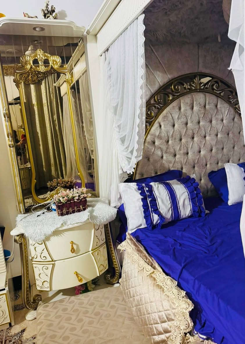 متاح للبيع
السلام عليكم غرفة نوم ضخمة خشب زان تركي تصميم عصري الغرفة نضيفة جدا نضافتها 90‎%‎ ما بيها كسر ومثل ما موضح بالصور سعرها مليون و500 وبيها مجال بسيط


**إذا كنت صاحب هذا الإعلان وتريد حذفه لأي سبب، رجاءا أرسل رسالة إلى الدعم الفني**