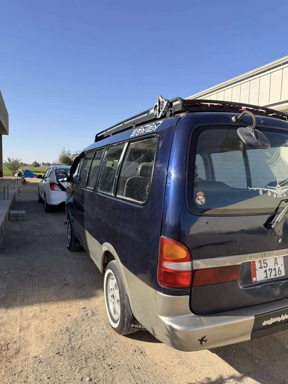 السلام عليكم
يتوفر كيا بريجو موديل 1997 ارقام انكليزي تحويل مباشر السياره جديدة كما موضح في الصور  السعر73 للاستفسار اكثر الاتصال على الرقم العنوان بغداد ابو غريب

***********
