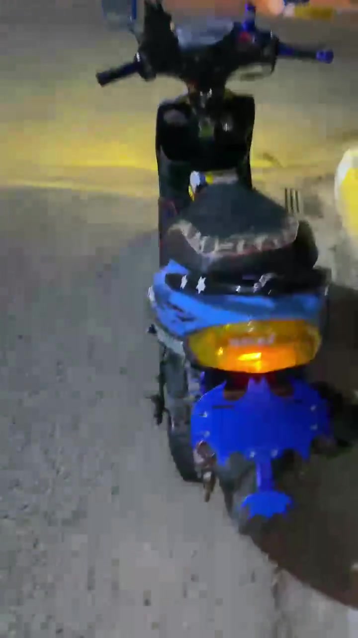 يالله  
مكلف بالنشر خابر ع رقم لحد يراسلني 
ماكس عدله 
بلاديه ما ملعوب بيهة بعدهة رمبه 
للبيع او مراوس بيراني نضيف 
مكانه رمادي تاميم
سعرهة ٦٧٥
رقم صاحبهة ***********
