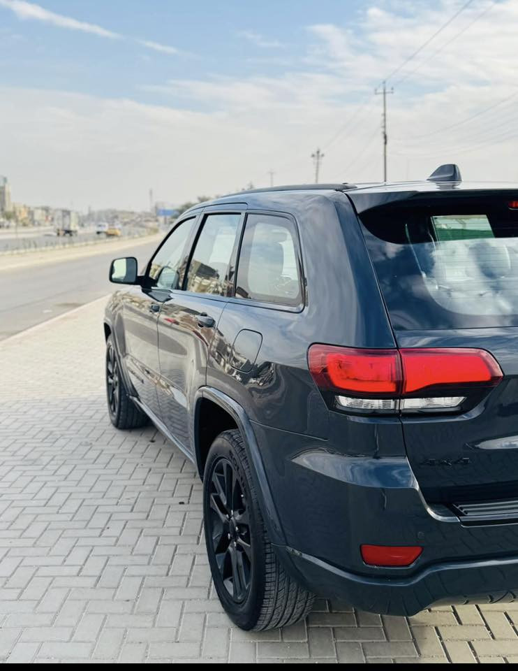 الوصف
السلام عليكم
للبيع جيب لاردو فئة بلاك توب
موديل 2018 - وارد أمريكي
• السيارة حادثة بنيد و جاملغ
• الجاملغ الثاني ربع منه صبغ
• لون مميز
• رقم سليمانية
• بسمنة السيارة نظيفة جداً
• ما بيها أي نقص
المواصفات:
• كشنات جلد ومخمل
• تدفئة بالكشنات
• تدفئة بالستيرن
• كشنات كهرباء
• صندوك كهرباء
Carplay شاشة كبيرة مع •
• وباقي مواصفات الجيب المعروف
اي استفسار اتصل على الرقم
(***********) مكان السيارة الكوت
( )
السعر (20,000) (دفترين )
