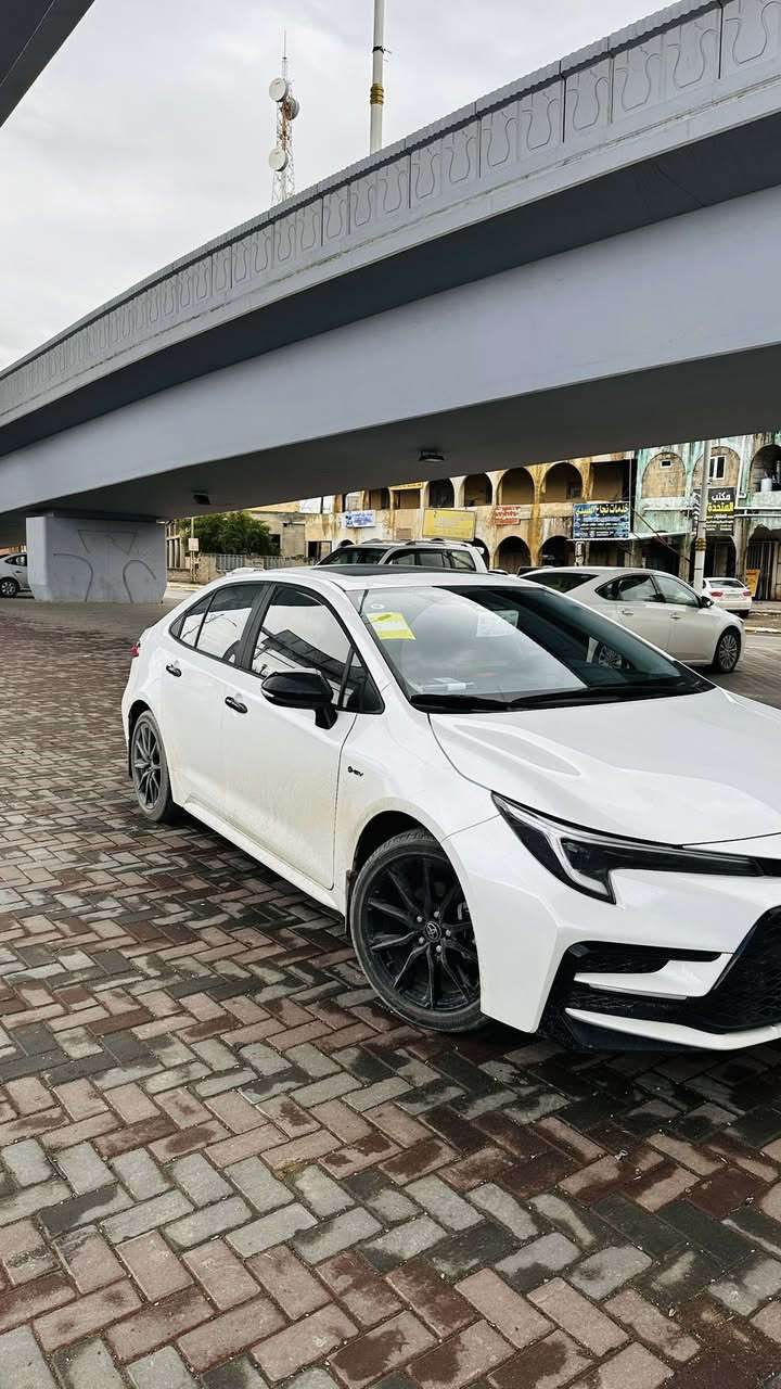 السلام عليكم 
للبيع كورلا 2025
تجميع صيني هايبرد 
 اخت الزيرو 
ماشيه الف ونص كيلو 
السياره فول مواصفات ال s
كامره خلفيه 
شاشه كبيره تدعم الكار بلي 
فتحه سقف 
تحديد مسار 
قياده ذاتيه 
يدات اسود بلادي 
ويل 18 
نقطه عمياء 
كشنات جلد لون احمر 
تحكمات استيرن 
ثلاث انظمه قياده 
نظام HOULD
كامرا خلفيه 
رادار جانبي رادار امامي رادار خلفي 
رقم بغداد بسمي السياره شرط التحويل 
محرك 1800 
السعر 24،500وبي مجال للشراي 
رقم الهاتف ***********
