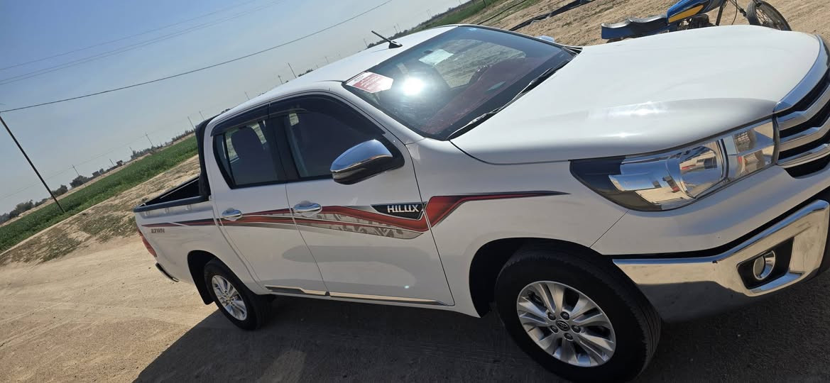 هايلوكس للبيع وضع الشريكه ماشيه ٢٤ الف موديل ٢٥ كفاله عامه شرط زلغ مابيه وبعد بيه تبديلات دهن عله الشريكه  مجاني السعر ٢٩٥ ***********
