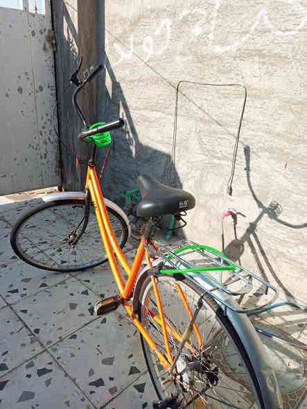 سلام عليكم عندي باسكل للبيع شغال حجم 26لون مميز سعرة 95بي مجال مقابل تعامل وهاذة رقمي *********** بي واتساب
