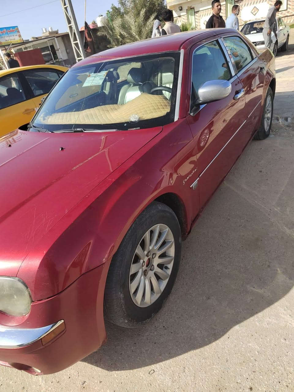 اوباما ٢٠٠٧ مكفوله كلين لون ماروني صدفي مكفوله سياره من صبغ ولضربه رقم بغداد انكليزي الجديد محرك هيمي ٨ اسلندر تحكم استيرن وكشنات وهواي موصفات تبريد تدفئة شغال شاشه اندرويد كامرة خلفية وغيرها من الوصفات
العنوان.. ذي قار _قضاء النصر 
السعر 100 وبيه مجال بسيط
***********
