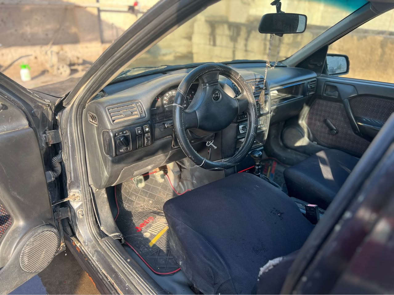 سلام علیکم ڤیکترا ۹۲کارەبای مزبوت هەرچوار تایە لۆک قفول مەرکەزی سلایت پاوەر هەرچوارتایە دیسک مەکینە ۲٠ بێ لێدرا أربيل, العراق


**إذا كنت صاحب هذا الإعلان وتريد حذفه لأي سبب، رجاءا أرسل رسالة إلى الدعم الفني**