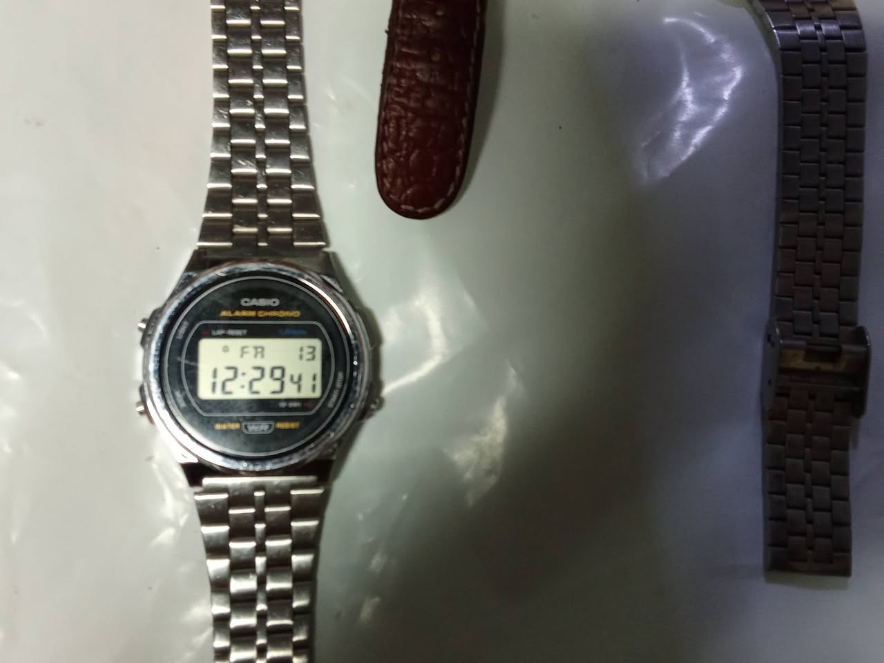 ساعات اصلية للبيع كل ساعة وسعرهه//الجواب بالتعليقات//يوجد توصيل


**إذا كنت صاحب هذا الإعلان وتريد حذفه لأي سبب، رجاءا أرسل رسالة إلى الدعم الفني**