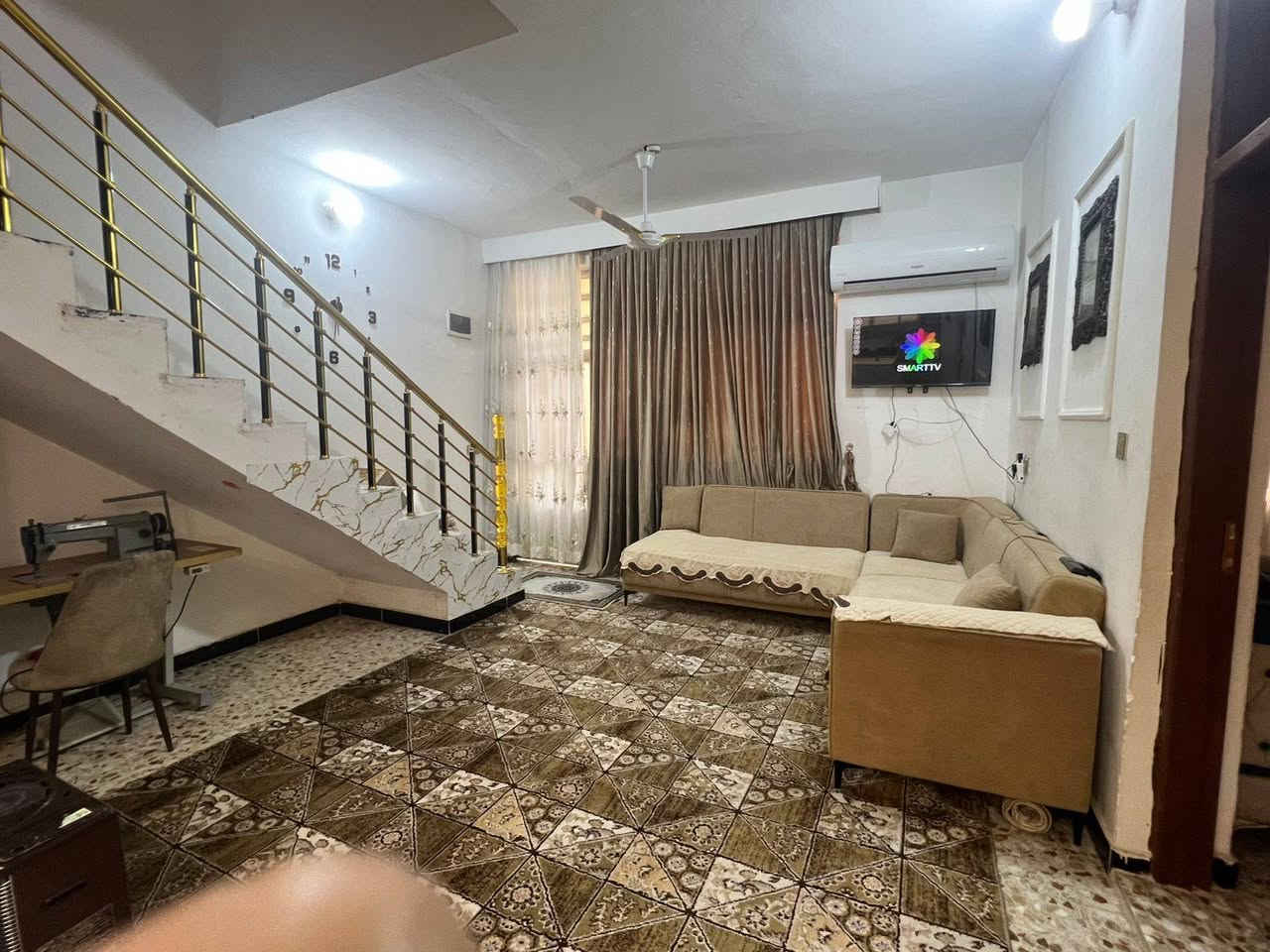 سلام عليكم بيت للبيع مساحه 116 طابق واحد عنوان دور الصحه ‭0771 632 2179‬
