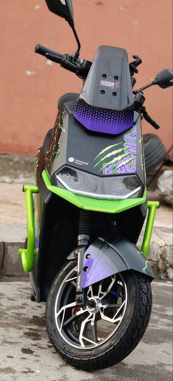 ماطور للبيع تايلانج بومه الماطور استخدام اسبوعين وصل موجود من محلات عمر هاني ماشي 25 كيلو شرط تفحص وين ما يعجبك الماطور مشحون مارتين جديد معنى الكلمه باتريات 42 امبير مو 35 شرط 42 مختوم تايلانج يمشيك 90 كيلو حقيقي ماطور معروف بالسوك لا احد لا يكسر بي سبب البيع متوازي على فلوس الشراي يتصل او واتساب ***********
