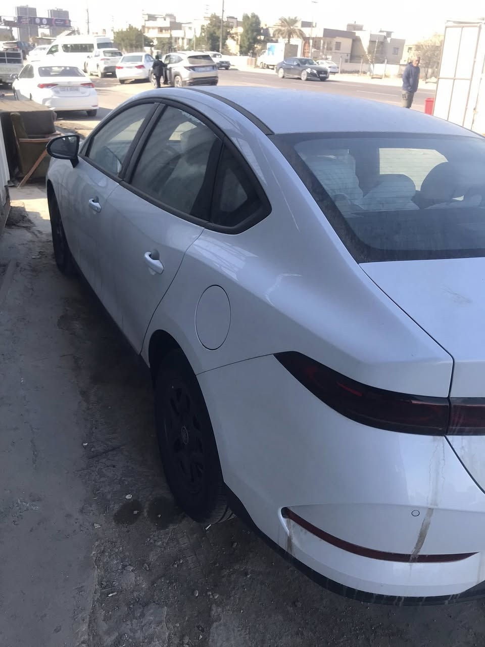 السلام عليكم بي واي دي جن بلاس 0زيروا مرقم بغداد بسمي   سعر ١٩٢٠٠ ***********
