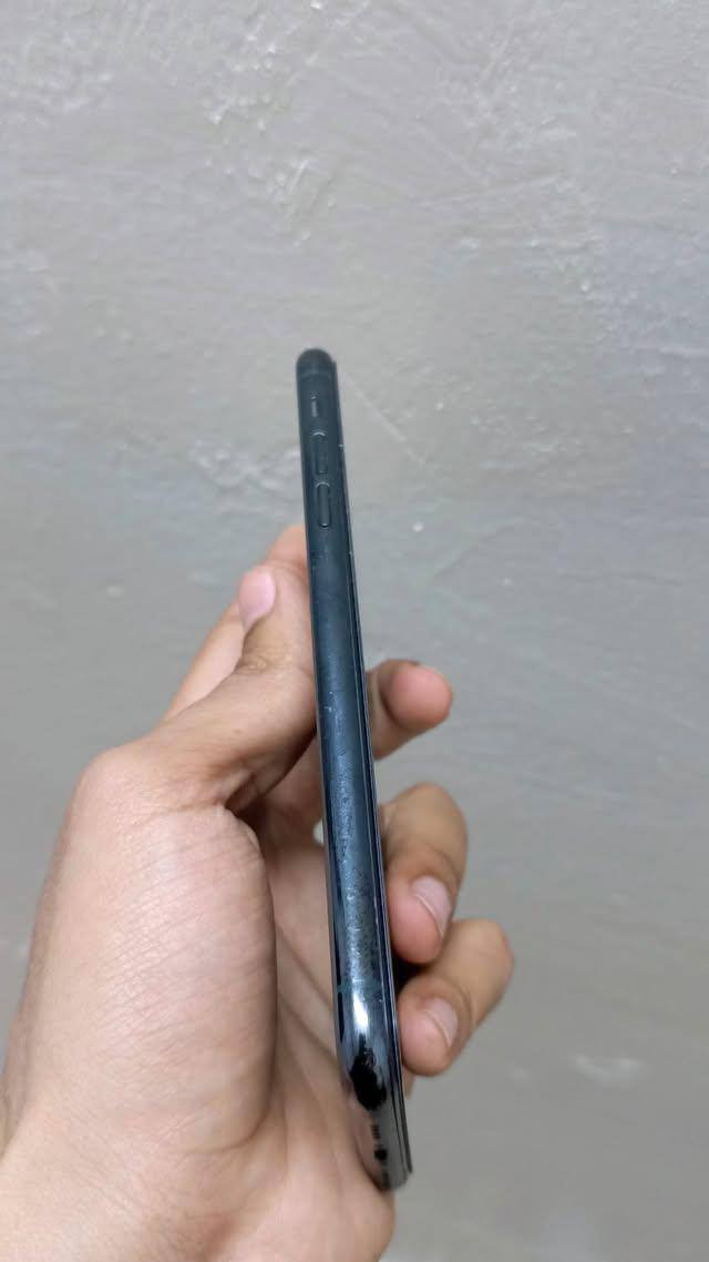 ايفون 11 برو ماكس نموذج M
ذاكره 256 بطاريه 92 تك  نضافه فول موضحه
الجهاز كله شرط نورمال وحصر هوا شرط سعر 360


**إذا كنت صاحب هذا الإعلان وتريد حذفه لأي سبب، رجاءا أرسل رسالة إلى الدعم الفني**