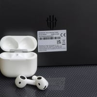 ايربودز 4 ANC تايب سي نضيفه جدآ السعر 180  بغداد الكسره 07703736273 بغ...