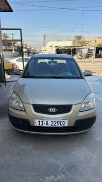 ريو 2008. بدون قطره صبغ ماشيه 160 السياره فوك متصور نضيفه للاستفسار 07...