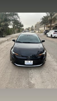 كورلا 2024 LE رقم بغداد الجديد بأسمي سياره زيرو بعده ماشيه 10mi فقط عا...