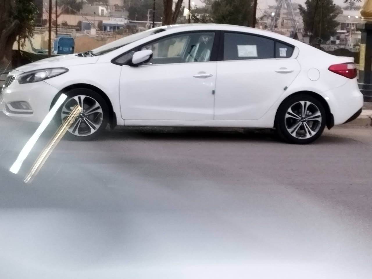 سيراتو موديل 16 فول مواصفات بصمه فتحه تحكم بلستيرن مثبت سرعه مري شفط اشاير بلمري  اناره بلباب عند الاقتراب لد امامي ويل كروم تخم تاير جديد حداديه شرط محرك وكير شرط 1600 قطعتين تبريد بيه رشات بدون تبديل صبغ وجاملغ خلفي تصليح سعره 114 وبيه مجال لطيبين ***********
