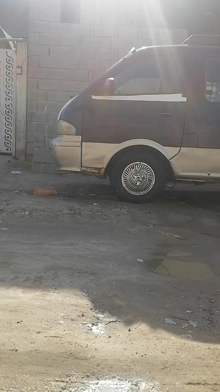 سلام عليكم سياره للبيع البصره ابو الحصب السعر 30  ***********
