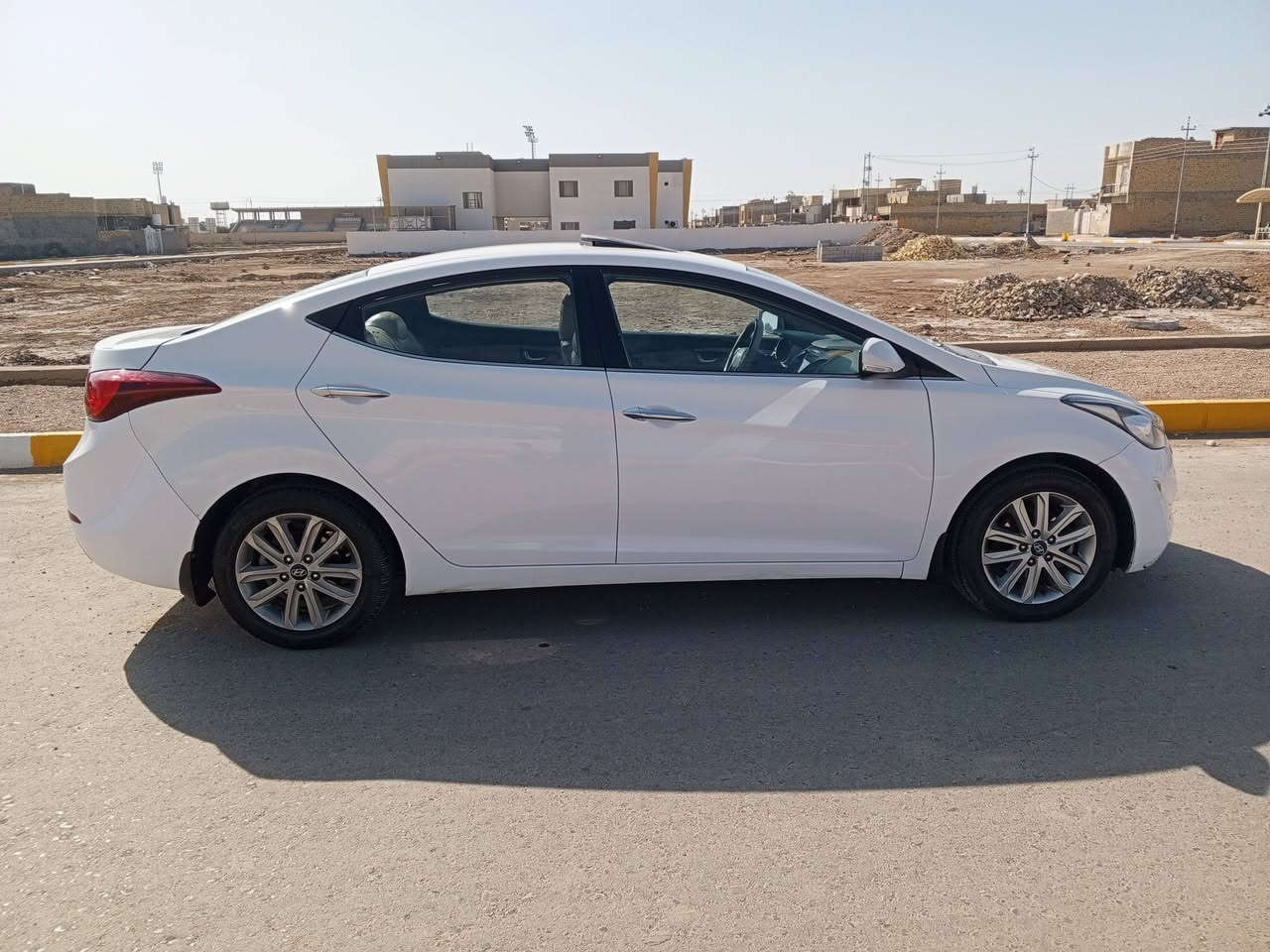 سلام عليكم خوان النتره 16خليجي فول مواصفات عده البصمه تبريد خلفي مكينه 1800وكير مكفوله حداده وتخم تاير سياره كفاله عده قبق جنطه مبدل رقم ميسان مشروع وطني راعيه يمي سعر سياره 118وبيه مجال مكان سياره ميسان الميمونه ***********
