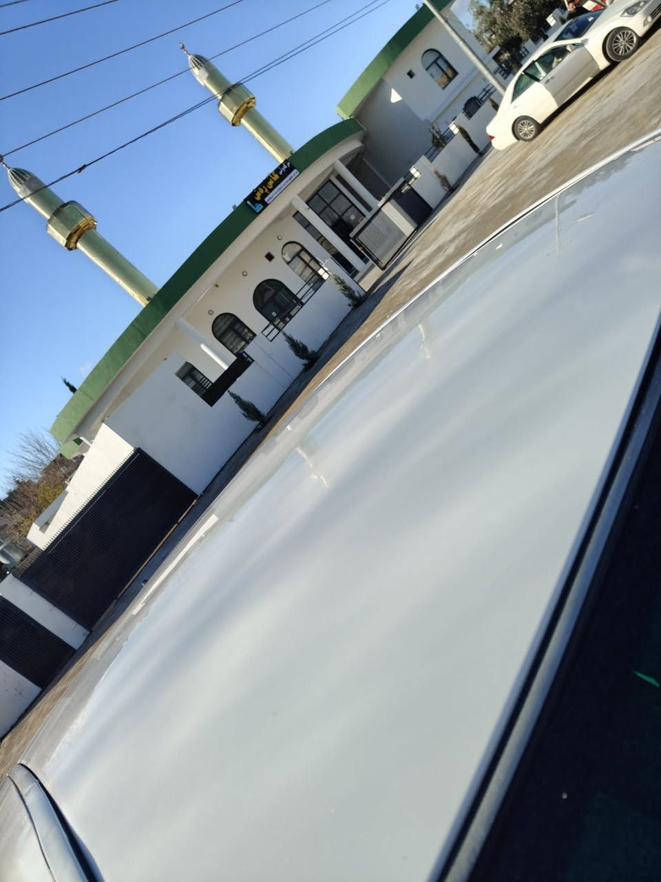 ماشەللە لە مالی هەموو لایەک🤍📦
 
Toyota crown shahina .182 . 2007 ❤️‍🔥
  (براوە براوە براوە )
 ٣دووگمە
ناوزەردی ساج مەلەکی  ساجەکانی زۆر جوانە 🤎🤍 
گەورە بە گەورە 
فول فول بەس سلایت نییە
بەسمە ڕەساسی
حاسەی دواو پێش
شاشەو کامێرە
ناوچەی کوێر 
مجمووعە لێکزز
کوشن کارەبا 
کوشن خەزن 
سوکان کارەبا
ئاوێنە شەفت
پەردە
چوارتایەو ویلی لۆک 
پاتری لۆک 
کامل سێرڤزز کراوە
برێک بەسراوە
کامل پۆلیش و سماتە کراوە 
جامی دواو پێش هەلگیراوە 
ساردو گەرمی مەزبووت
سەقفی شوشەیە ماشەللە
 چاڵ و شوخت و ساردی نییە  
شوێن بڕاوەکانیم کامل چاکم کردوە زەمان
 کامل عەشیای ناو سندوق 
 سەیارەی ماڵە هی ماعرەز نییە کامل مەسروفم کردوە

( سعر. ٥٢گەلاو مەجالێ برایانە )

شوێن (هەلبجەی تازە)
 
***********
