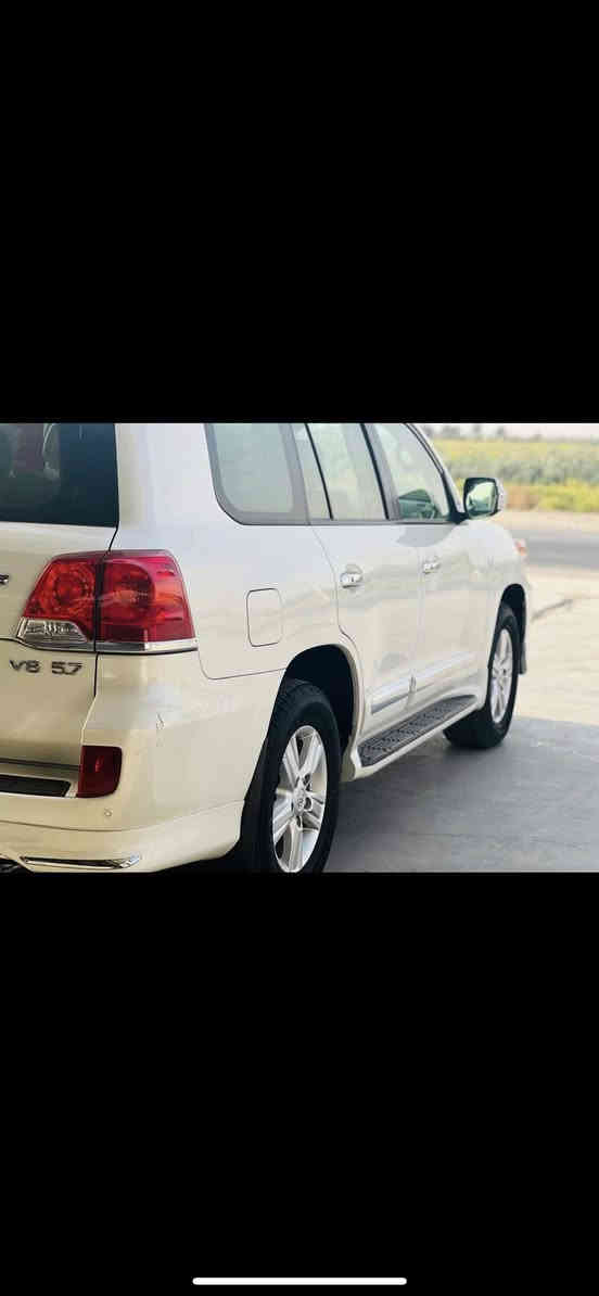 يا الله 

سلام عليكم لبيع لاندكروز موديل 2015 
8 سلندر 5700 فول موصفات معروفه موصفات 5.7 
مكفوله كفاله عامه 
العنوان جسر ديالى تقاطع نهروان 
للاستفسار  ***********
