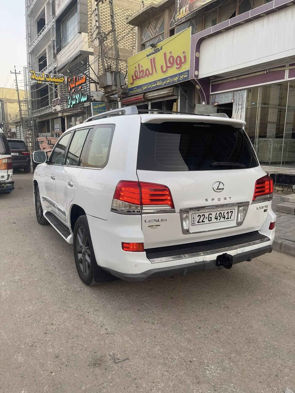 السلام عليكم 
لكزس موديل ٢٠١٠
رقم اربيل
ماشيه ٣١٥ الف 
بيه صبغ شبر في باب الجنطه فقط
المحرك والگير مكفولات 
سياره كلش حلوه 
السعر ٣١٠ $ وبيها مجال 
مكاني النجف 
ممتواجد عالفيس بس وتساب واتصال 
***********
