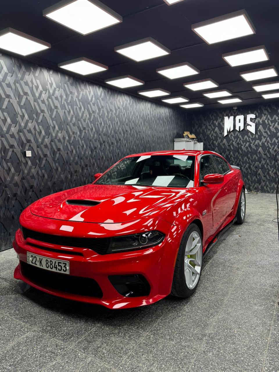 سلام عليكم شباب جارجر وايد بدي اصل حجم المكينه 6400 موديل 22ماشيه 23 رقم اربيل جاهزه سياره هزه جديده فول عده الفتحه دركه فورجت بلون السياره بوابات صالنصه تفتح وسد اليعجبك برمجه مصطفى ايكل حادثهء موضح بس دعاميه بدون اير باك كشنات تدفه تبريد خزن ميموري سعر 290وماكو هيج وايد بدي بهل سعر والحادث عنوان بغداد شباب ماكو شي ما ذكرته رجان لتجي تكلي فلان شي وفلان شي كلشي مذكور هاتف ***********
