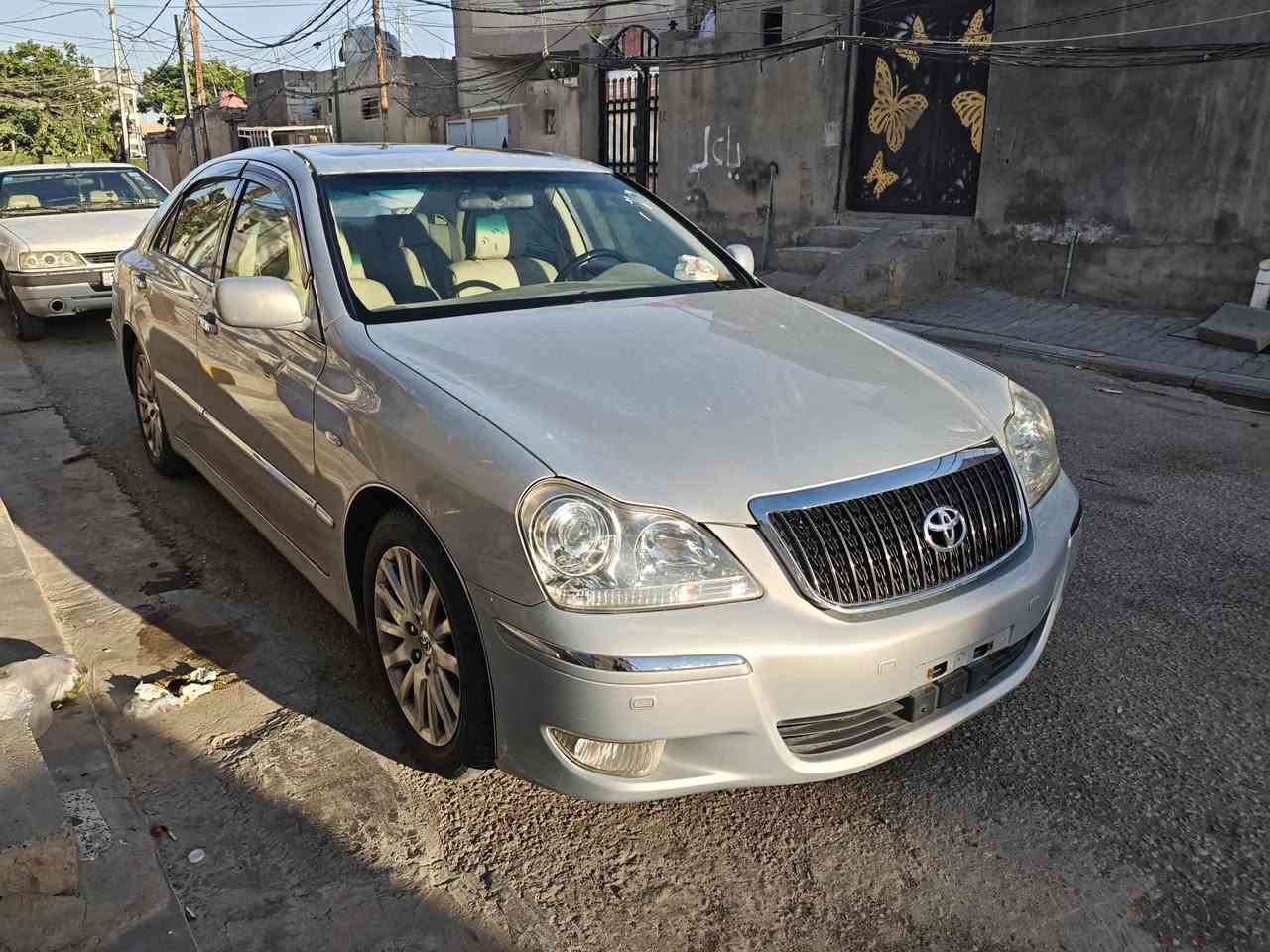 السلام عليكم ماجستا قرار ١٠٢ مدفوع كمرك ورقم نجف باسمي سياره جاهزه تحويره نجف فوك وجوه غرفة جديده بيجي جلد ٥ دكم فول ٤ بيبان بصمه تبريد امامي خلفي منضومه جديده ثلاجه سياره ماتخسر عليه ربع دينار بيه ضربه بالحاويه بالجنطه كد القفل والتكم يم القماره بيهن طعجات اثر تحميل السياره جديده وغني عن التعريف الشراي يراسلني واتساب وبخدمته مكاني النجف الاشرف رقمي ***********
