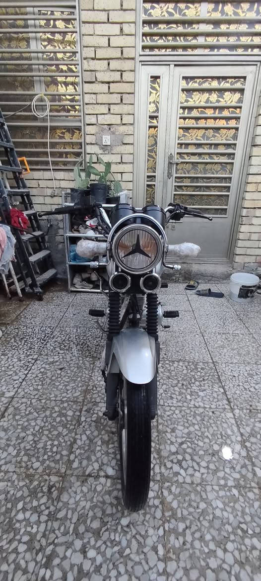 دايون عظم مديل 2020 طالعه بل 2021 اصوليه  مكفوله اي نقص مابيه دراجه نضيفه وما متعوبه بمليون و150 وبيه مجال حك الجيه  الما تعجبه لايعلق اكو بسوك انواع المكان كربلاء حي العسكري العابد 
***********
