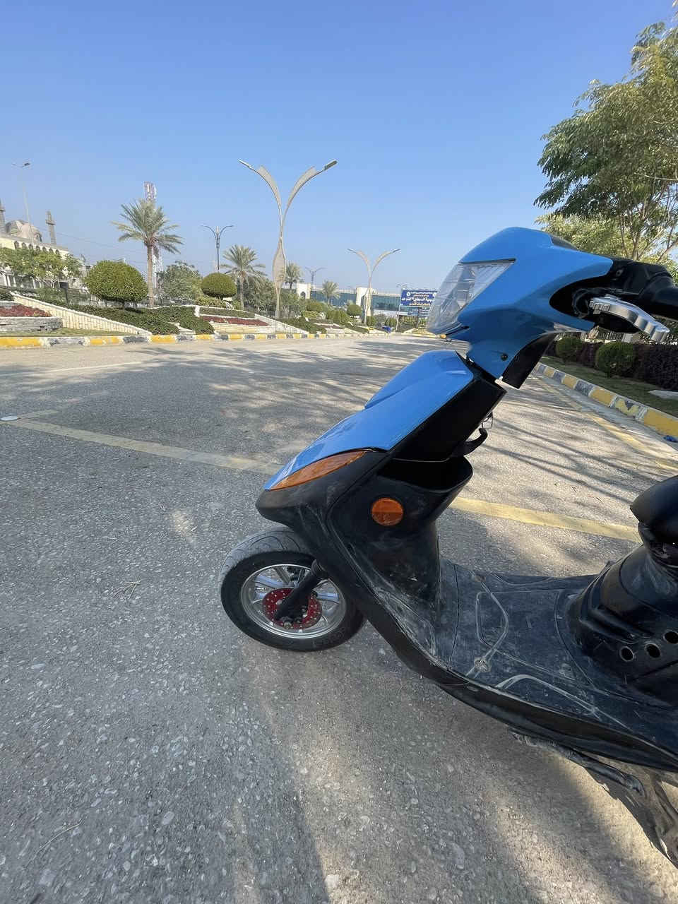 سلام عليكم مرخصت مدير لكروب ماكس عدلة بوشة 55مشيف نهضة فول نضافة كدامكم سعرهة ٦٠٠وبيهة مجال شراي صدك وميتعب مداراتة يمي ويدلل مكاني كربلاء طريق بغداد عامود ٦٠للستفسار رقم لهاتف ***********@
