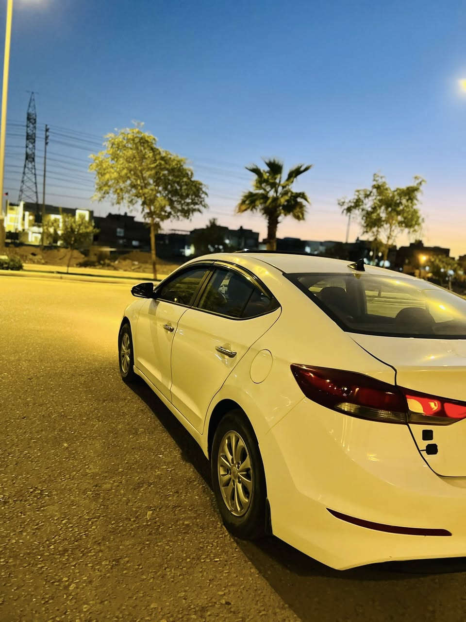 النترا خليجي 2019
السيارة فول مواصفات عدا البصمة 
داخل السيارة جلد لونين 
فتحة 
شاشة كبيرة
تحكم جهتين 
٣وضعيات قيادة 
مري شفط
اشاير بالمري 
محركها 2000 دوش المرغوب 
سيارة نظيفة وبيها نعومة مو طبيعيه
كير ومحرك كفالة السيارة بيها ملاحضلات مكفولة من ظربة 
بيها صبغ جزء وبارد السونار مرفق 
مكان السيارة كربلاء المقدسة 
السعر. 130 وبيها مجال
رقم الهاتف ‭٠٧٨١ ٢٣٥ ٩٦٣٨‬
