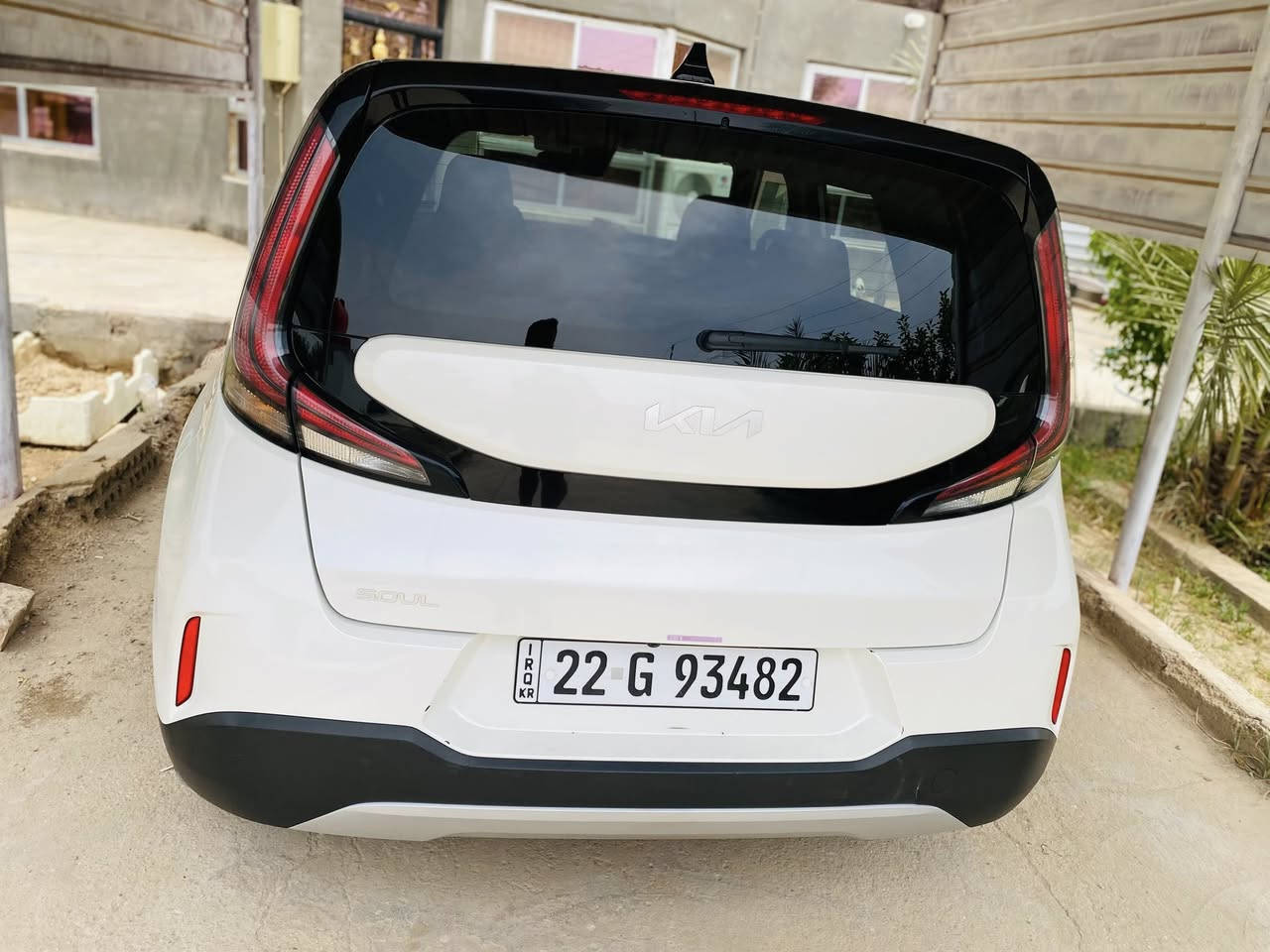 للبيع صول 2023( امريكي مكينه 2000)دوش  حادث جاملغات اماميه فقط بدون ايرباك  مواصفات مثبت سرعه / تحديد مسار /رادارات جانبيه واماميه /حساسات اماميه وخلفيه /اطفاء ذاتي /بريك ذاتي  /مثبت سرعه                        السعر 157وبيها مجال *********** صور الحادث مرفقه مع الصور
