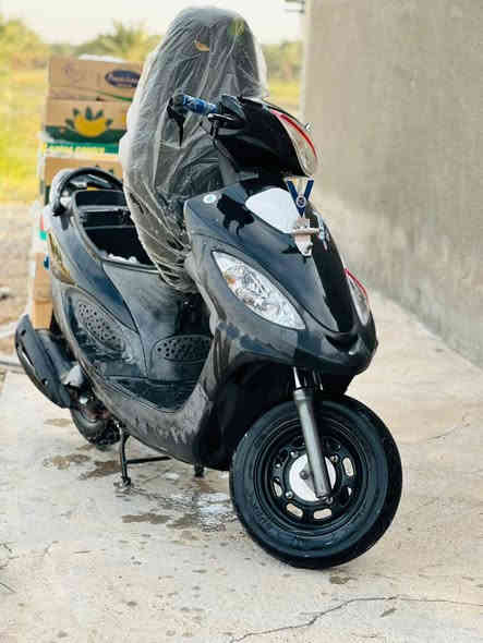 السلام عليكم دراجه كامكو لبيع  مكفوله كفاله عام دراجه حلوه ونضيفه  2013  السعر 900 وبيه مجال المكان قلعه سكر غير متواجدين على النت انا مكلف بل نشر هذا رقم راعيه‏‪***********‬‏
