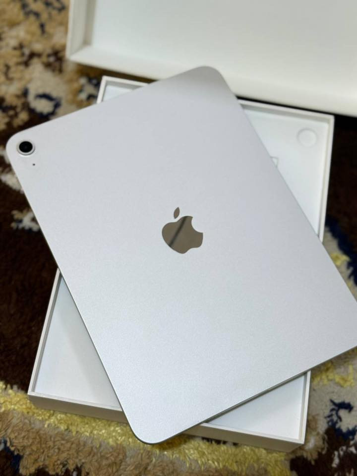 ايباد 10 معالج 16 شرق اوسط ذاكره128 بطاريه91 ايباد كامل ملحقات شاحنه يجي ويا هديه كفر سعر 500 تواصل والاستفسار ***********
