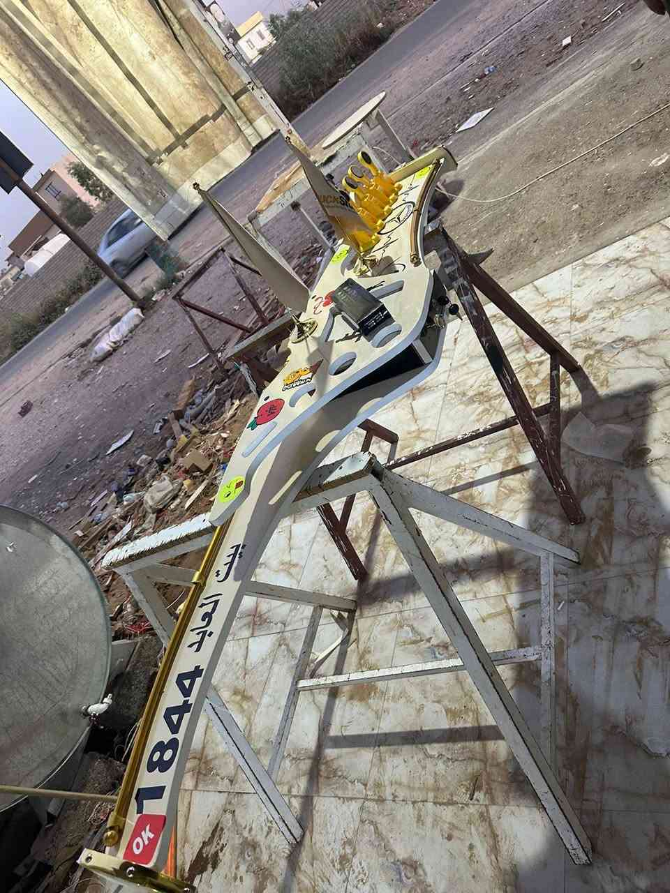 السلام عليكم اخوان منو يرغب بشراء دشابيل سيارات حمل جملة ومفرد وموديلات جديدة تواصل معي على واتساب***********وا***********
