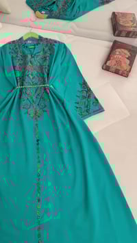 قماش دبي • مقاسات ٣٨-٤٨ • لبس ناعم